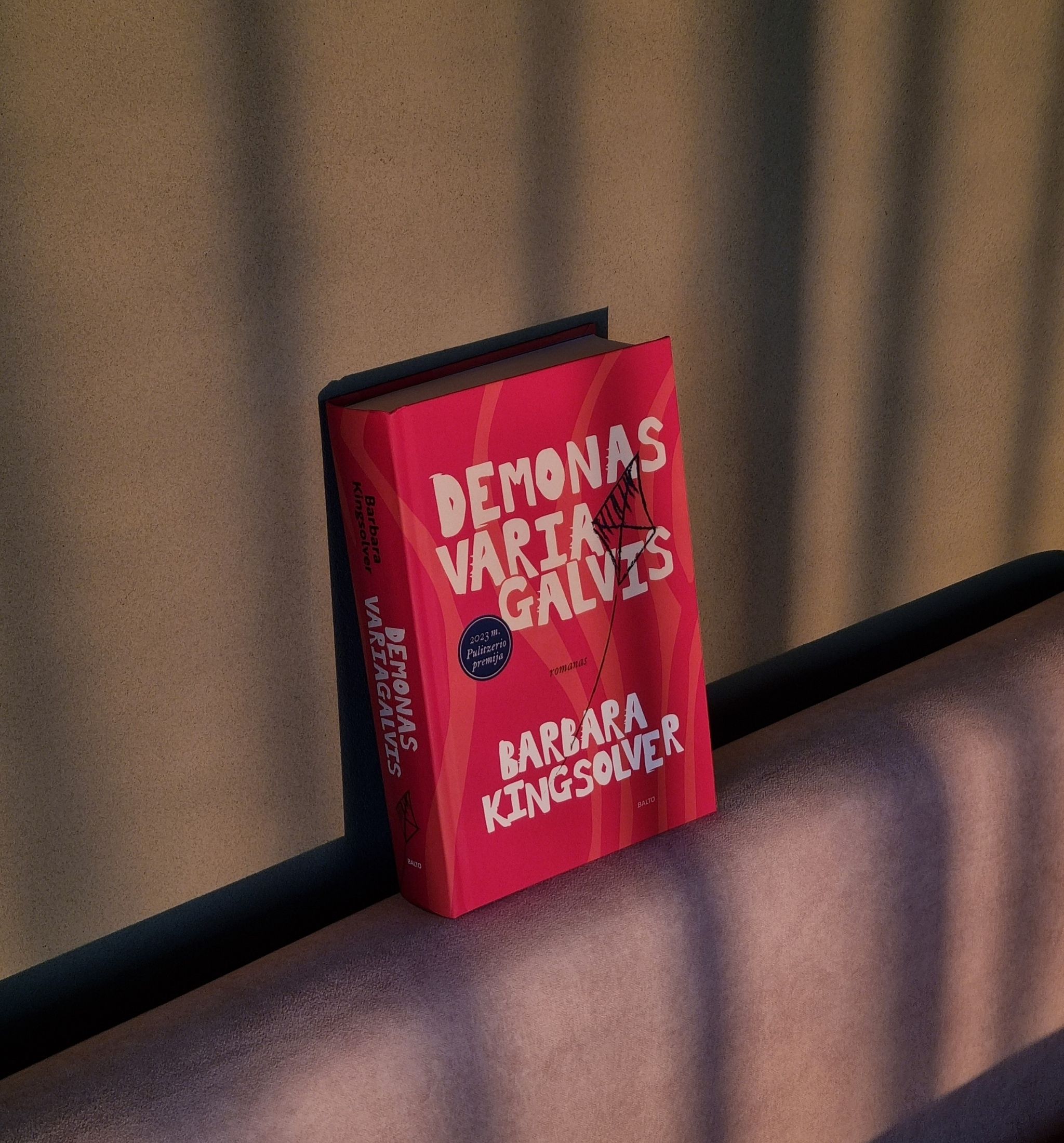 Knygos, Karolina Jocienė, kemsynai, Demonas Variagalvis